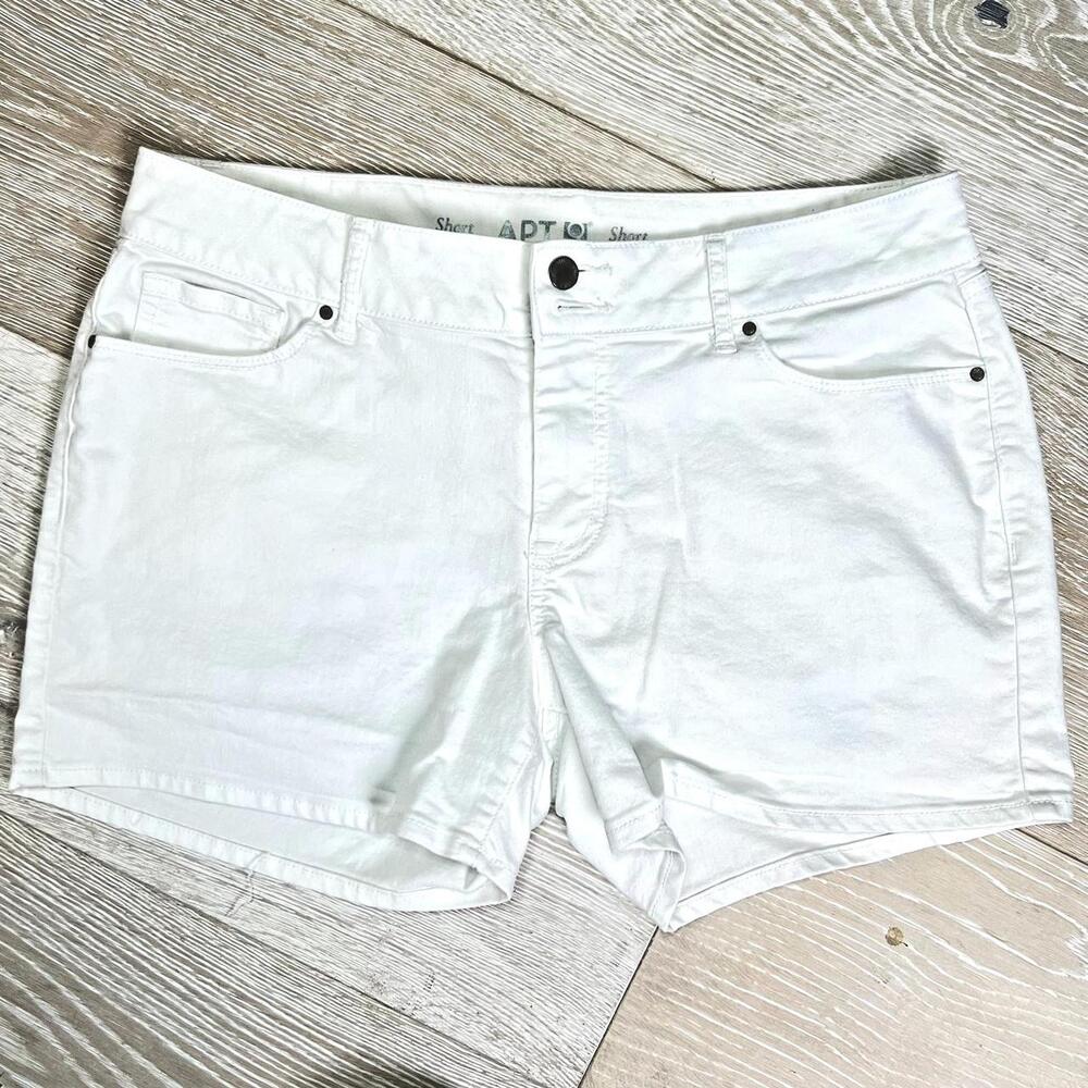 Apt.9 - Women's Size 14 Shorts White Denim Jean 5-Pocket 4 in Inseam Stretch